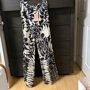 Alexie Chic Black and White Floral Pants